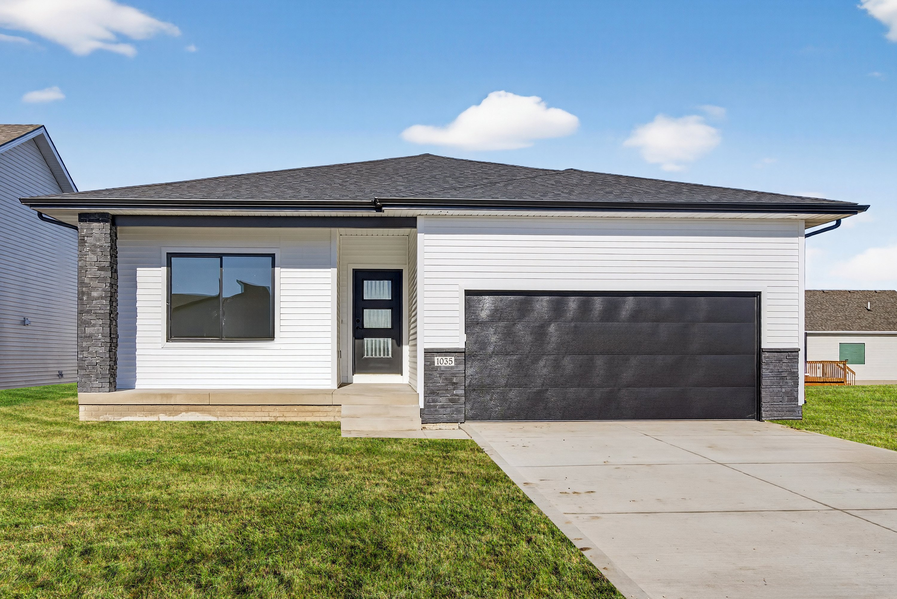 1035 NW Yorktown